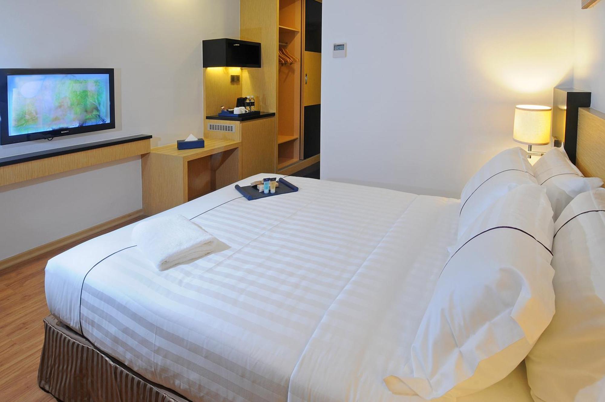 Hotel Granada Johor Bahru Extérieur photo