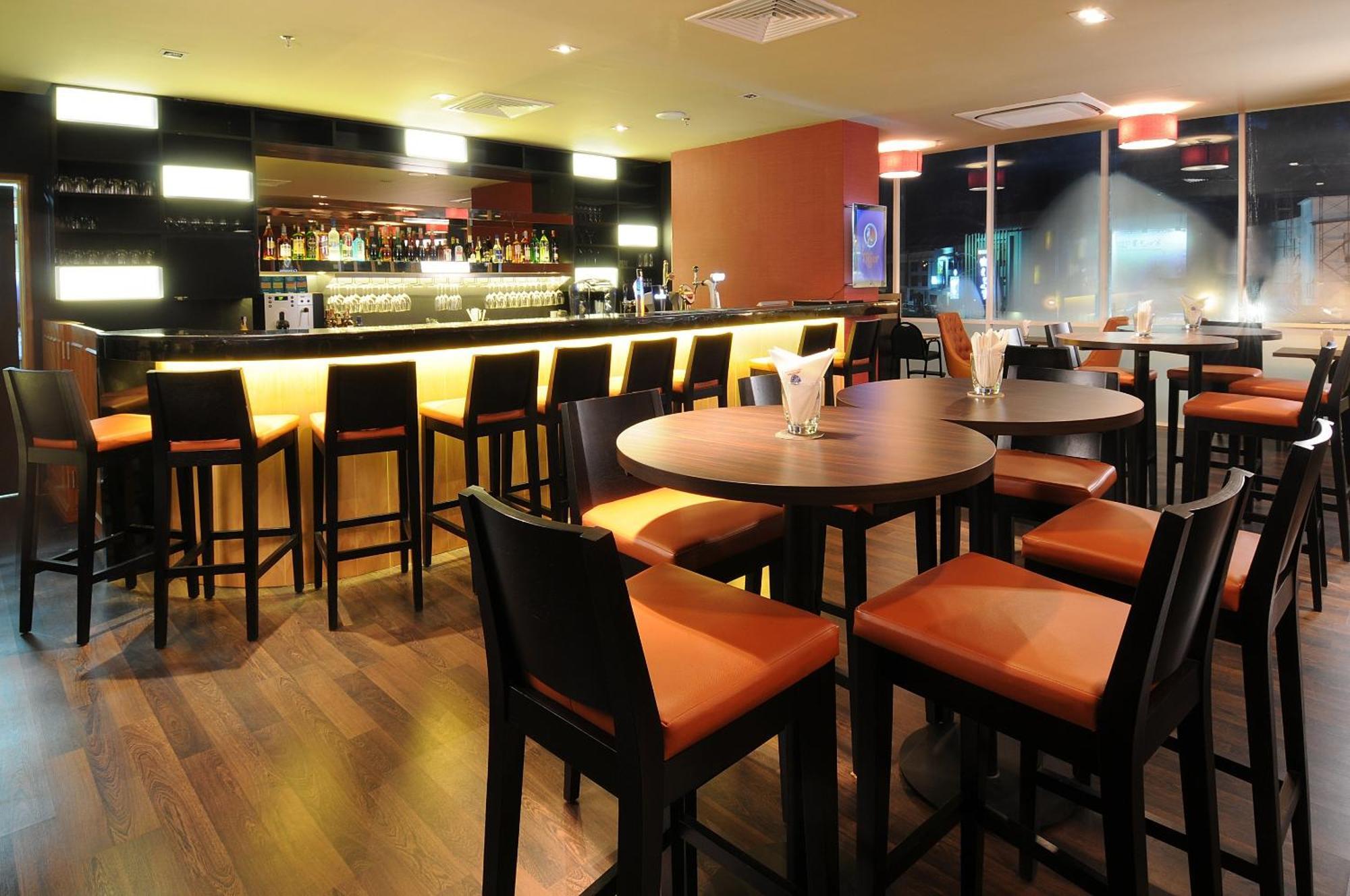 Hotel Granada Johor Bahru Extérieur photo