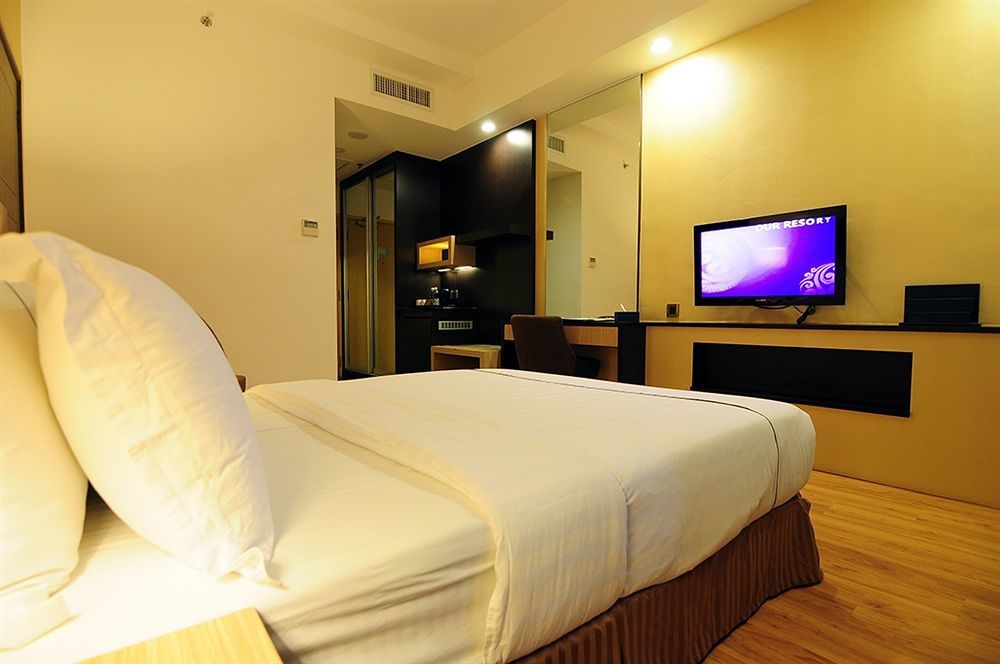 Hotel Granada Johor Bahru Extérieur photo